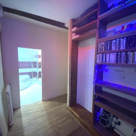 Floydroom'S Pau Chambre Hotes Standing Dans Appartement Partage Proche Chateau מראה חיצוני תמונה