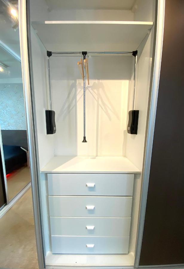 Floydroom'S Pau Chambre Hotes Standing Dans Appartement Partage Proche Chateau מראה חיצוני תמונה