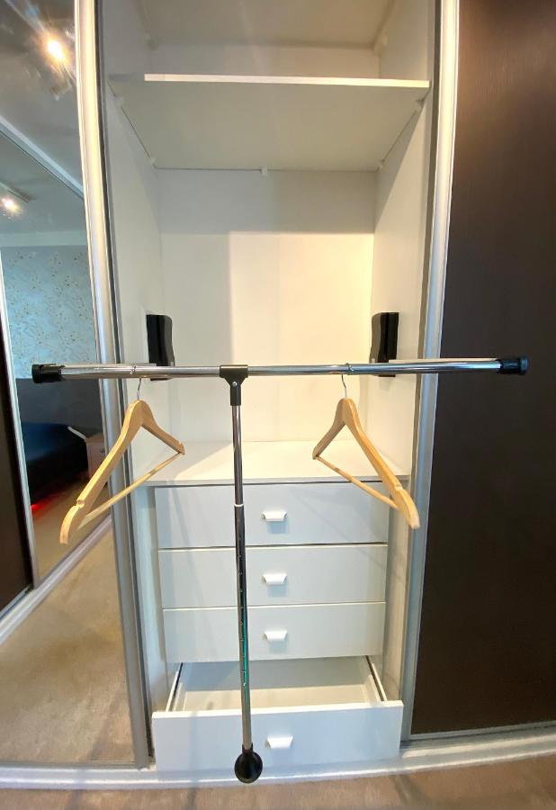 Floydroom'S Pau Chambre Hotes Standing Dans Appartement Partage Proche Chateau מראה חיצוני תמונה